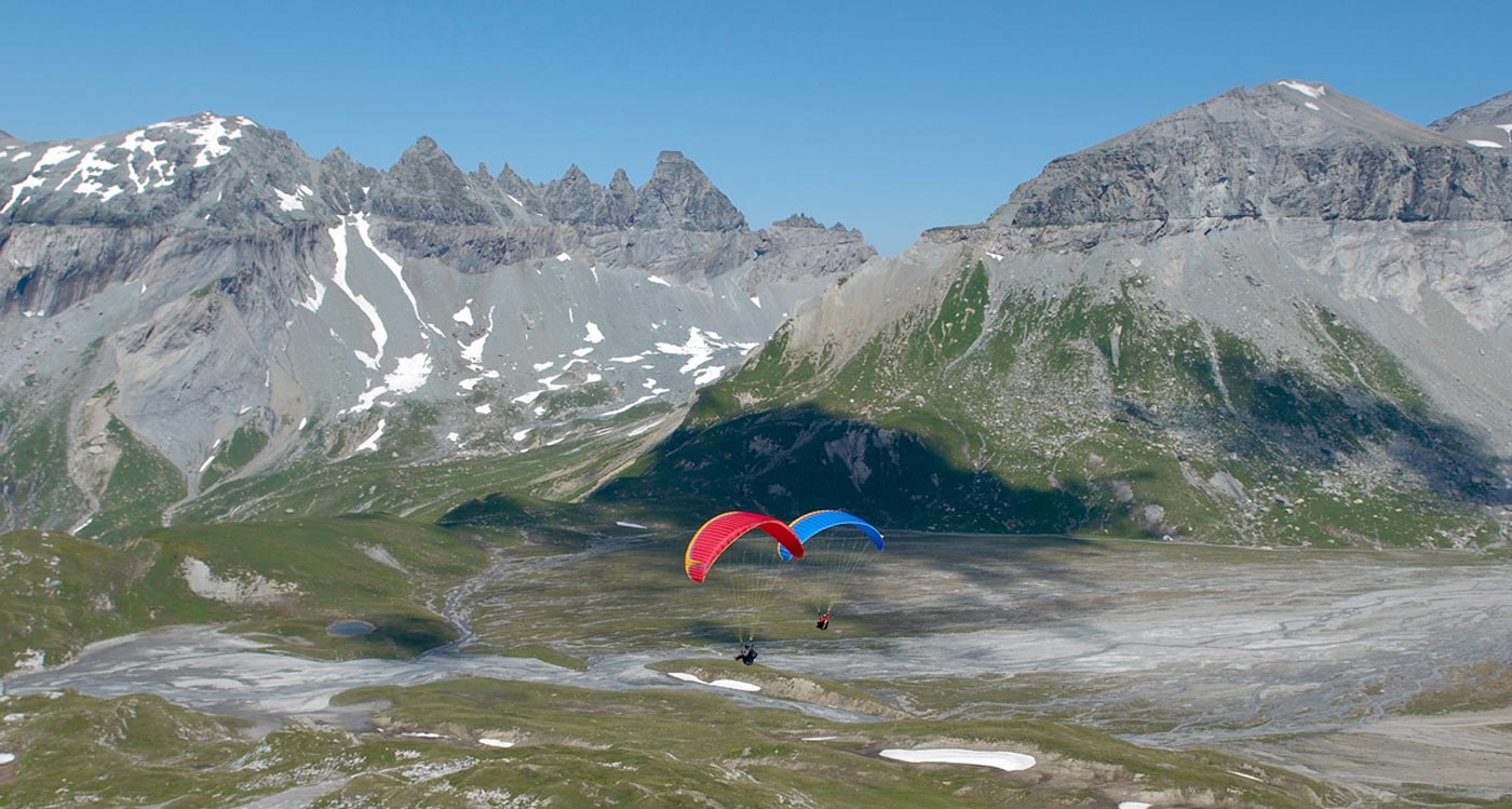 hoehenflug-alpin Die Rückseite des Cassonsgrats eignet sich für schöne Höhenflüge vor alpiner Kulisse.